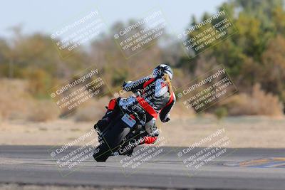 media/Dec-18-2022-SoCal Trackdays (Sun) [[8099a50955]]/Turn 7 Backside (1125am)/